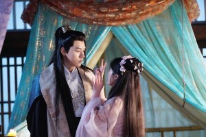龚俊《绝世千金》高甜开播 钟王爷撩动少女心