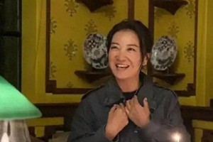 贾玲43岁庆生照瘦到发光，转型导演引热议