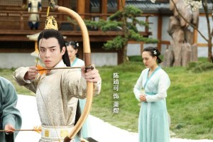 陈靖可《凤归四时歌》专访：从好莱坞到甜宠剧的蜕变