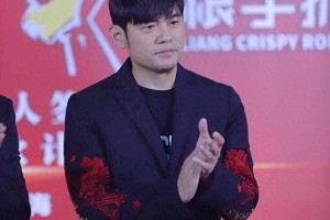 周杰伦假发与头巾背后的形象秘密