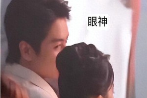 刘亦菲陈晓颁奖礼互动甜蜜，离婚后陈晓重获少年感