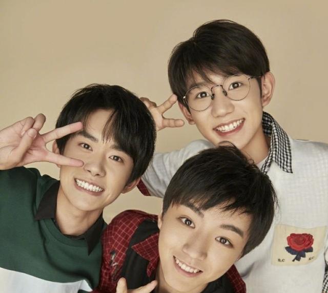 TFBOYS合影