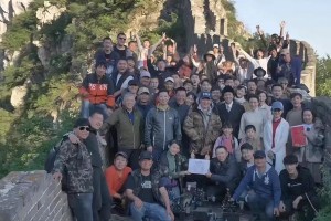 《觉醒年代》幕后故事：亏本拍摄与演员的敬业精神